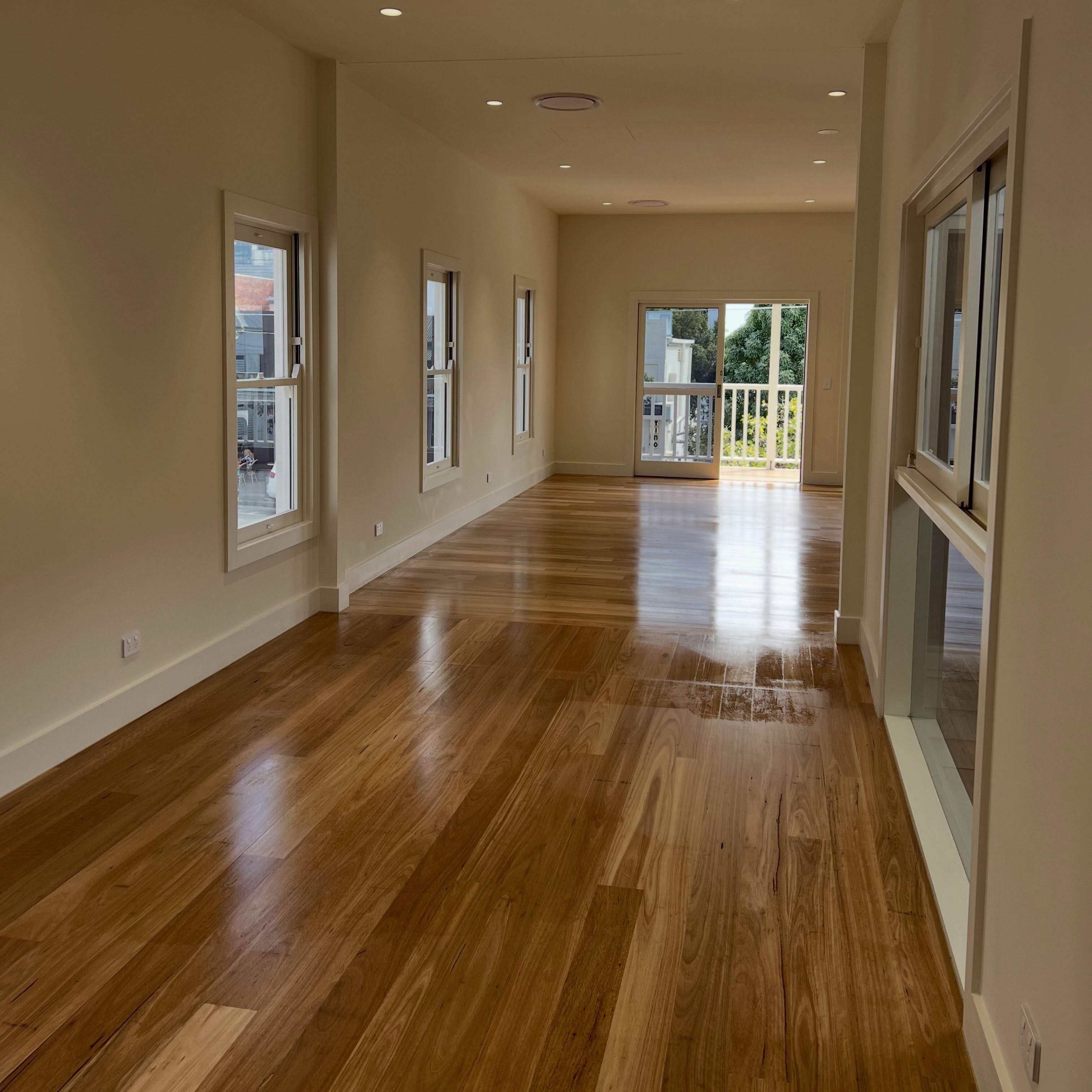 Freshly cleaned empty living space